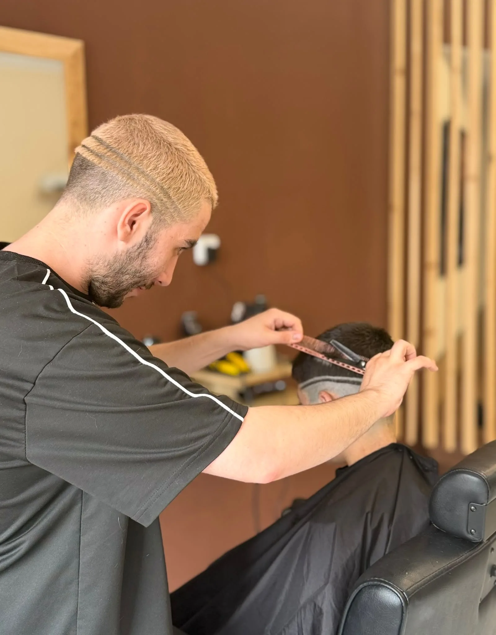 Corte masculino y barbería